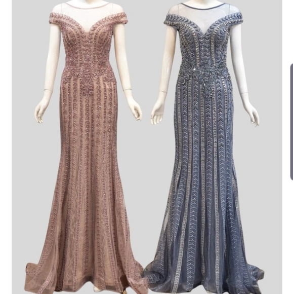 Dress - Picture 1 of 2